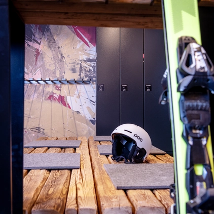 Ski-Garage mit beheizten Spints - Hotel der Löwe © Klaus Bauer / Photomotion