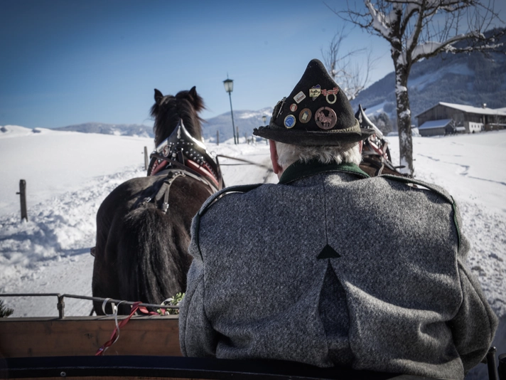 Pferdekutschenfahrt durch die Winterlandschaft © Saalfelden Leogang Touristik / Lemonmedia