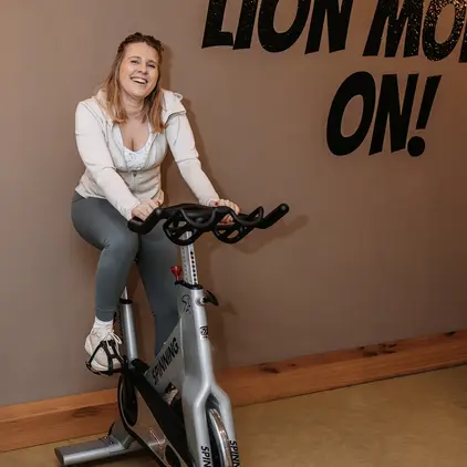 Spinningrad im Fitnessraum
